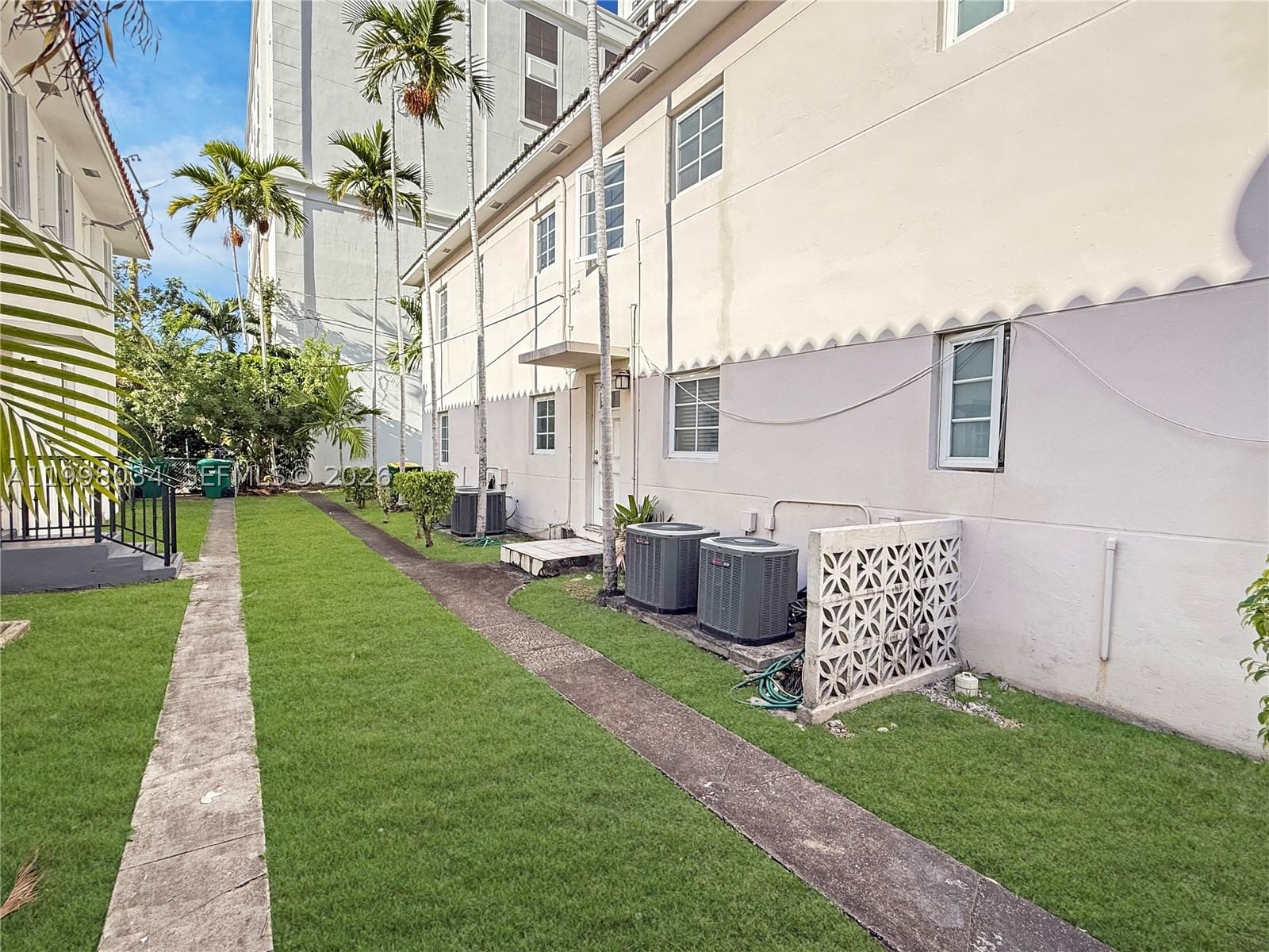Real estate property located at 215 Sidonia Ave, Miami-dade, C Gab Douglas Sec, Coral Gables, FL