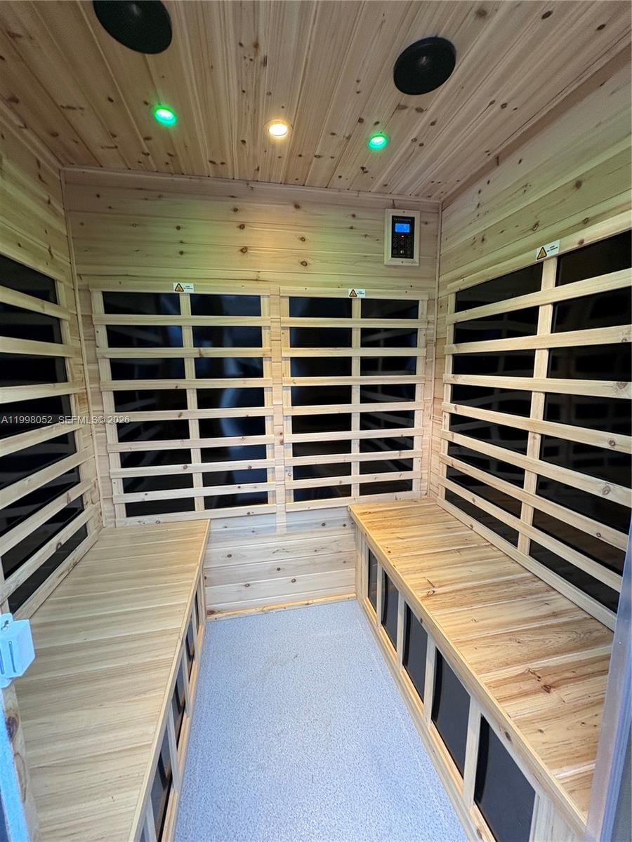 Real estate property located at 1205 17th Ter, Broward, Progresso, Fort Lauderdale, FL