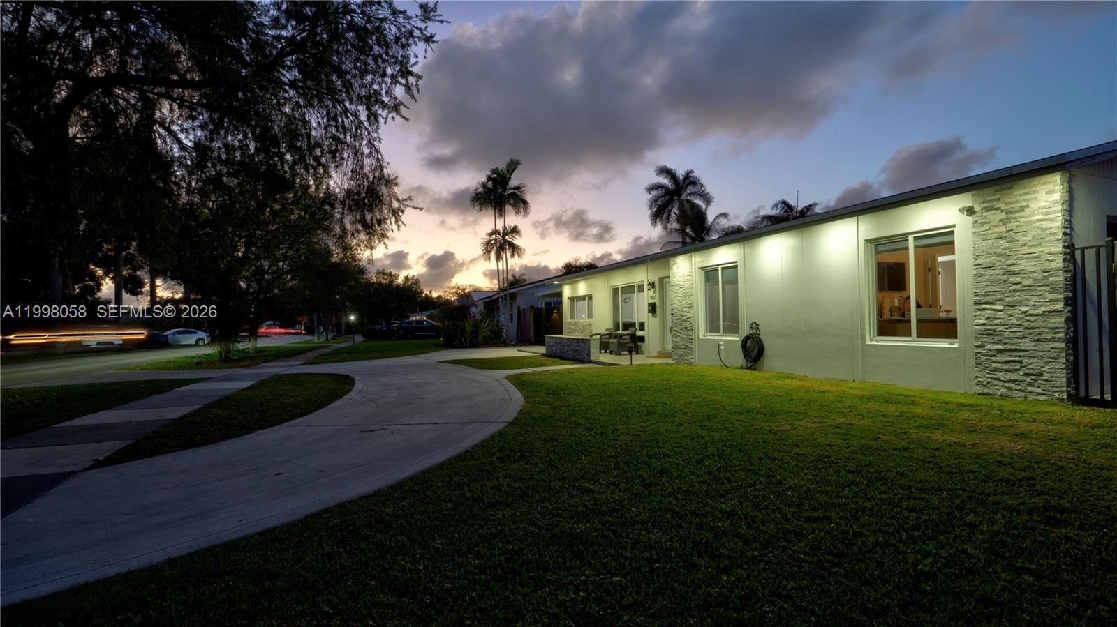 Real estate property located at 9311 Sterling Dr, Miami-dade, Bel Aire Sec 15, Cutler Bay, FL