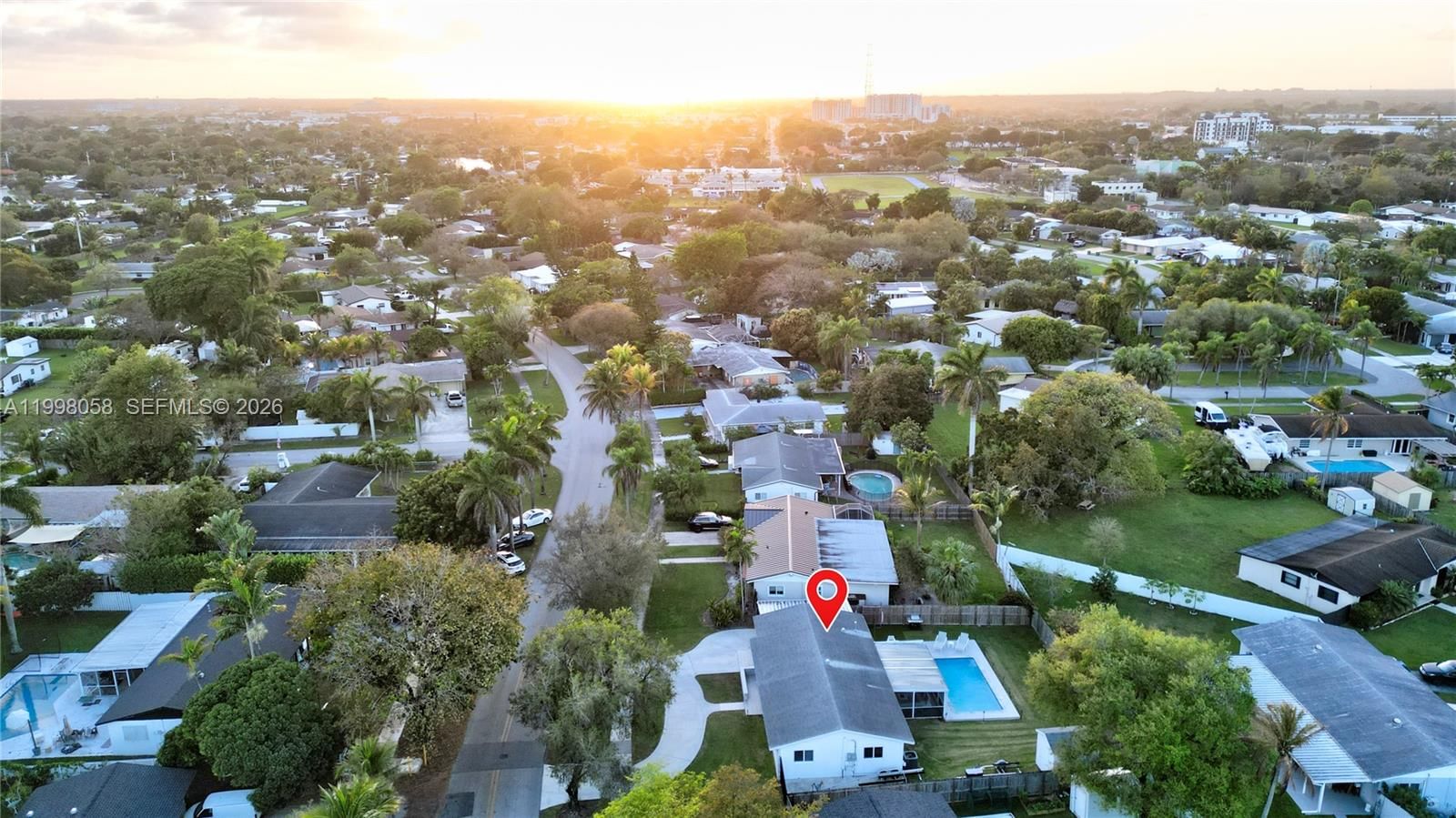 Real estate property located at 9311 Sterling Dr, Miami-dade, Bel Aire Sec 15, Cutler Bay, FL