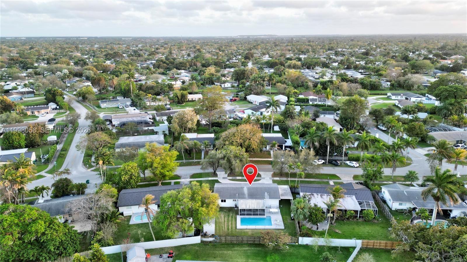 Real estate property located at 9311 Sterling Dr, Miami-dade, Bel Aire Sec 15, Cutler Bay, FL