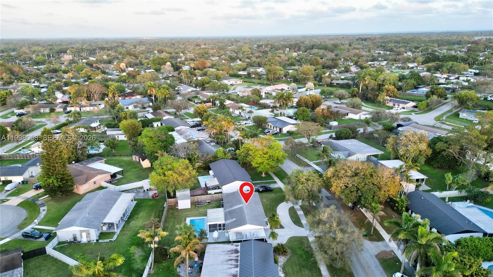 Real estate property located at 9311 Sterling Dr, Miami-dade, Bel Aire Sec 15, Cutler Bay, FL