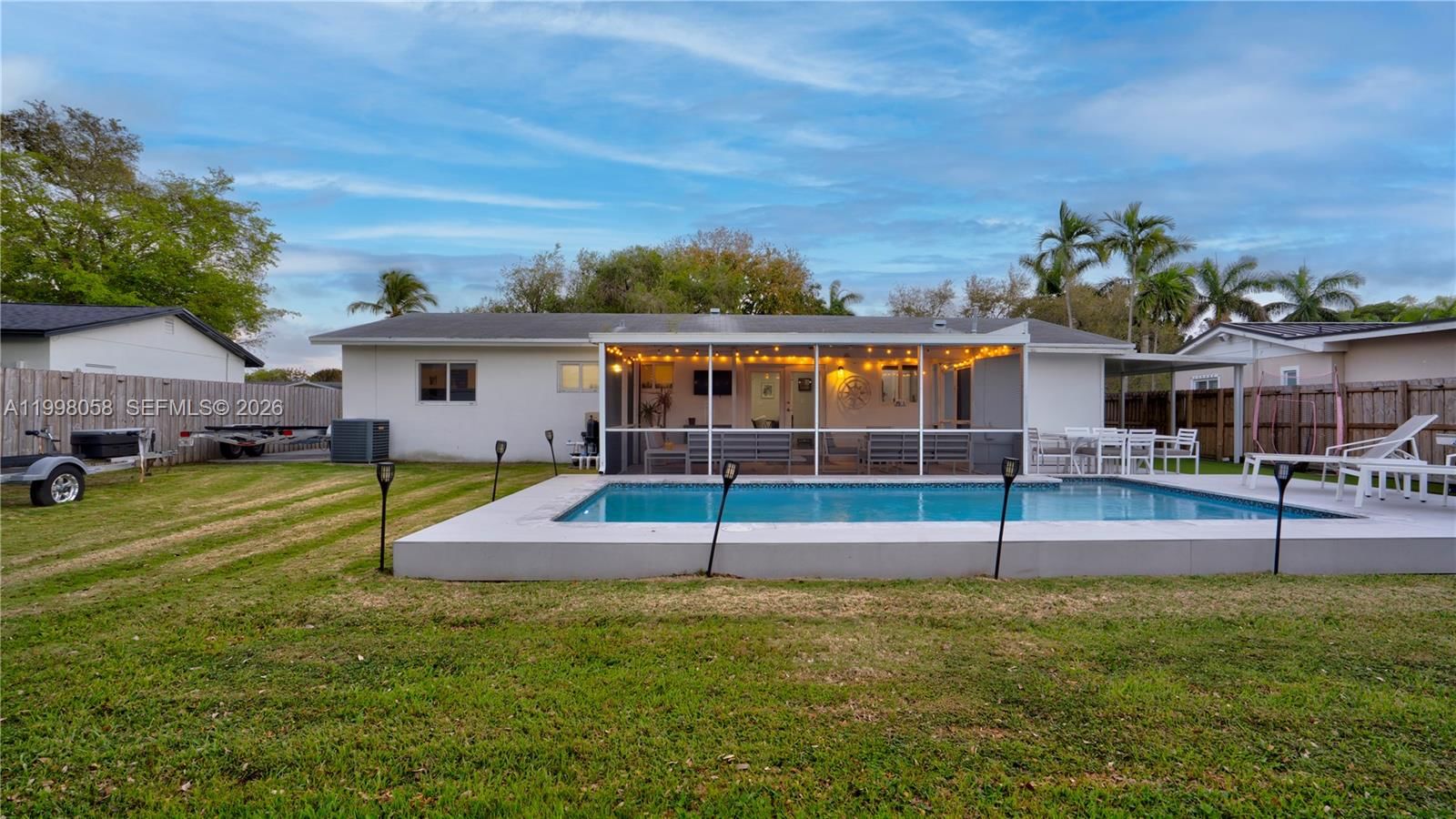 Real estate property located at 9311 Sterling Dr, Miami-dade, Bel Aire Sec 15, Cutler Bay, FL