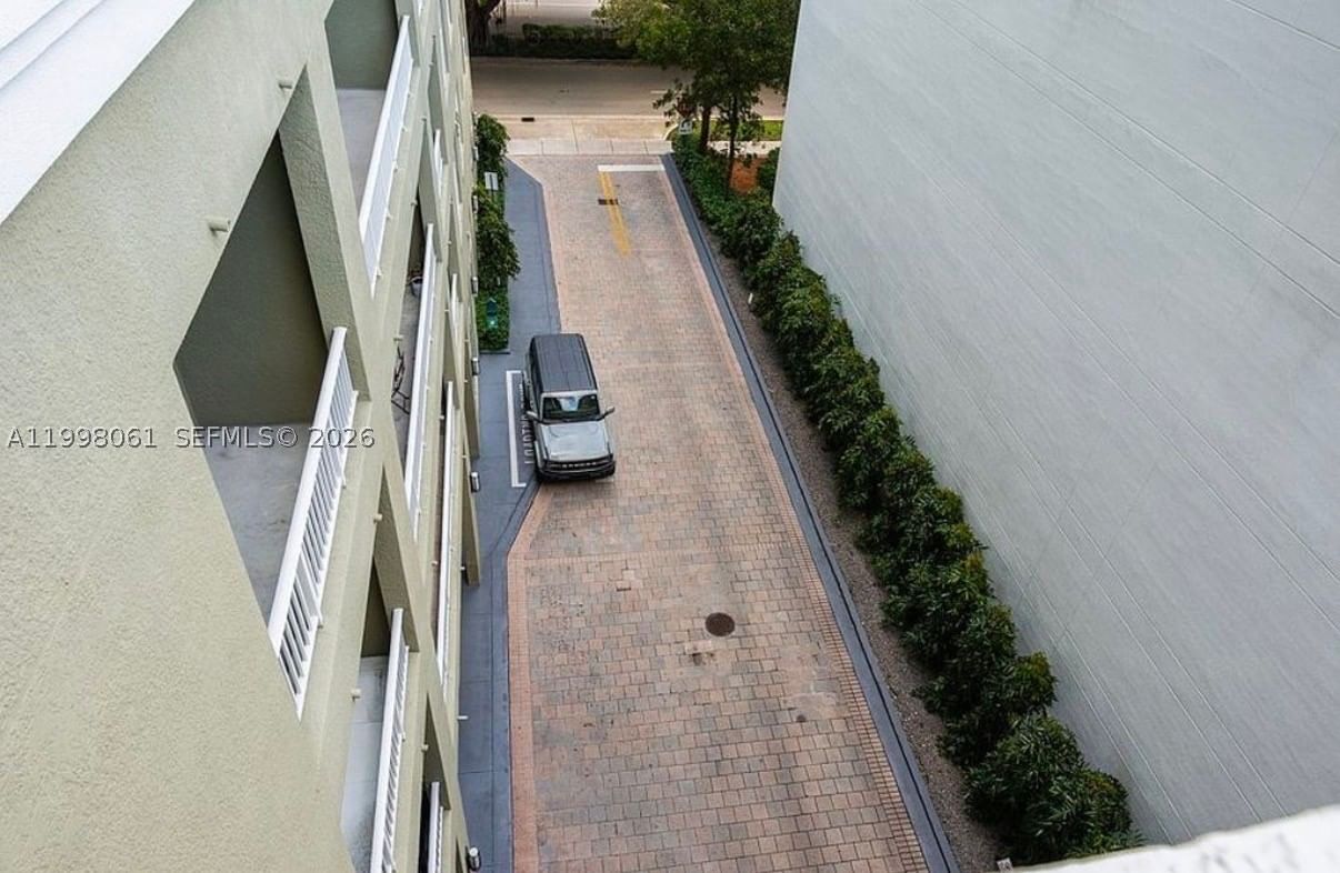 Real estate property located at 3180 22nd Ter #1205, Miami-dade, Midtown Lofts Condo, Miami, FL