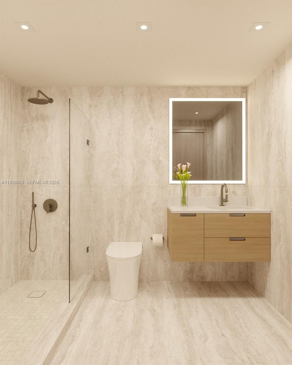 Real estate property located at 250 Collins Av #212, Miami-dade, Ocean Beach Fla Sub, Miami Beach, FL