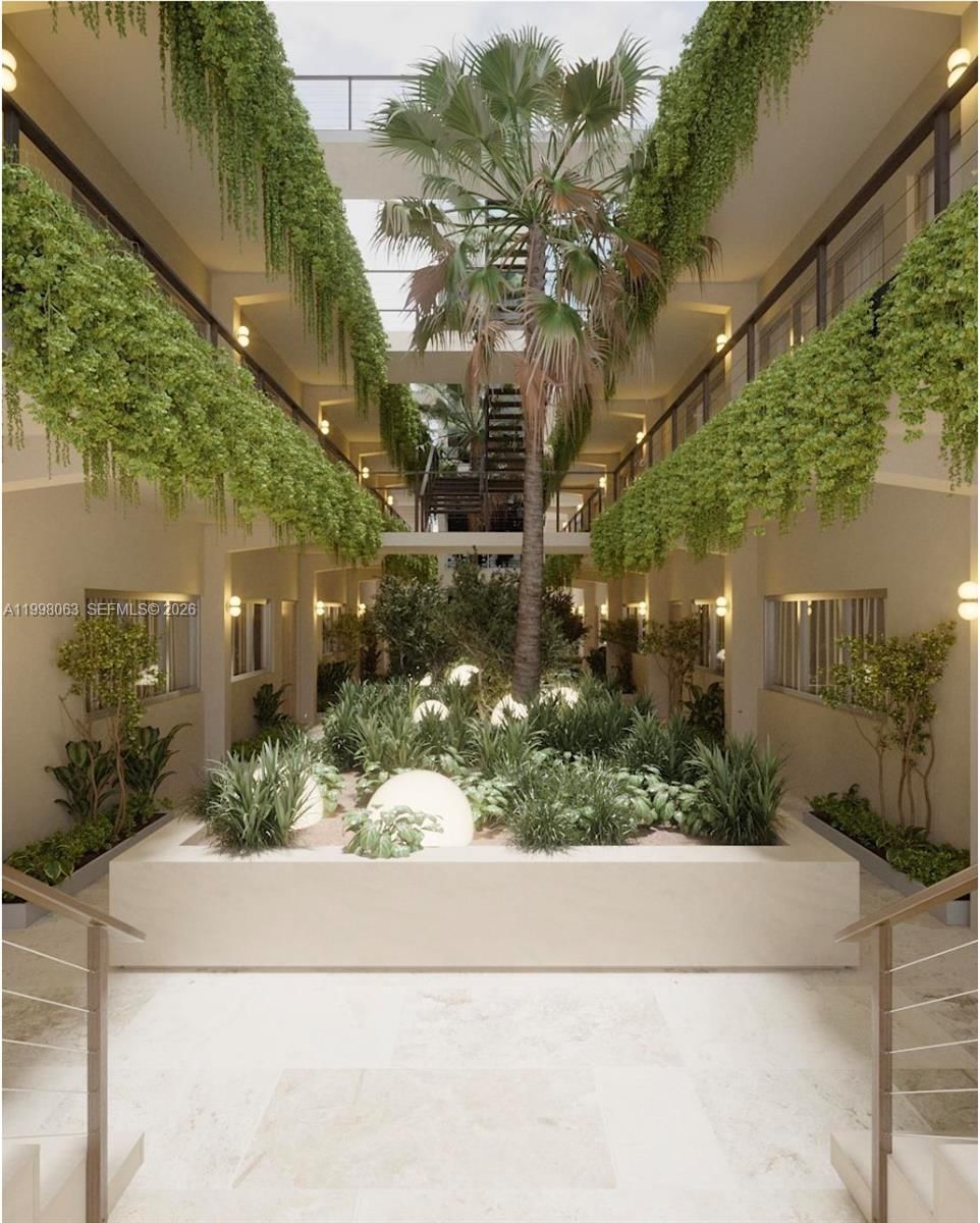 Real estate property located at 250 Collins Av #212, Miami-dade, Ocean Beach Fla Sub, Miami Beach, FL