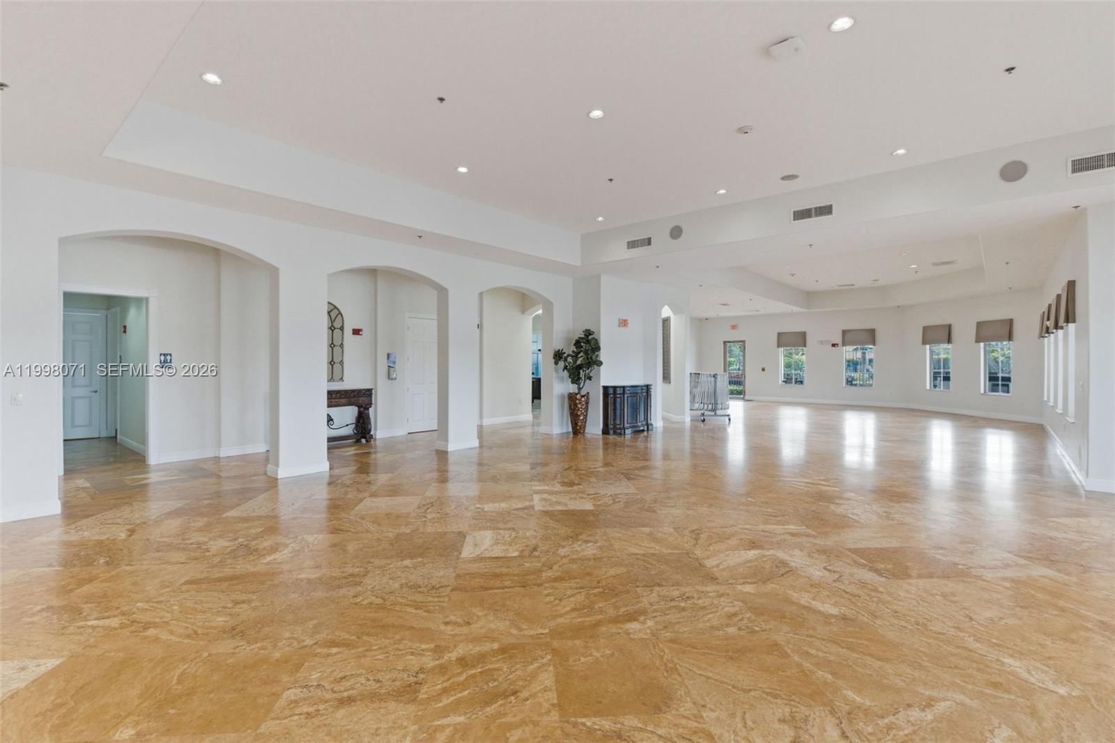 Real estate property located at 7613 188th Ter, Miami-dade, Cutler Cay, Cutler Bay, FL