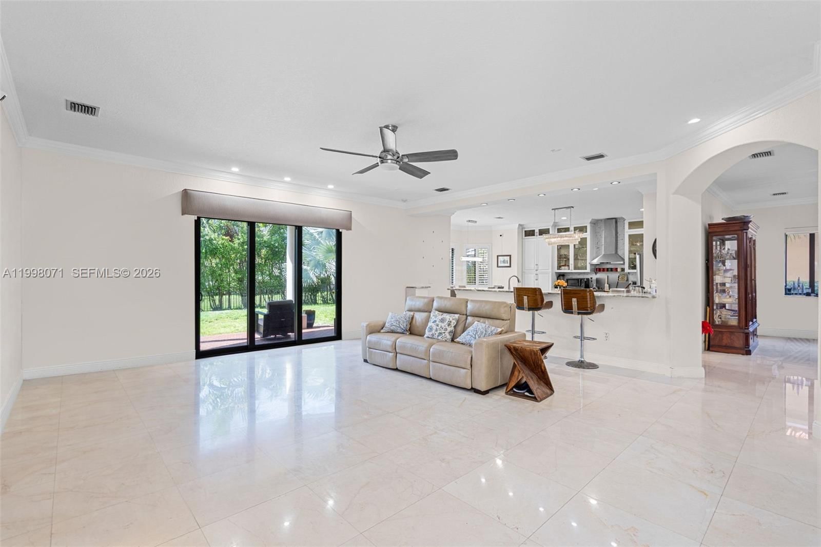 Real estate property located at 7613 188th Ter, Miami-dade, Cutler Cay, Cutler Bay, FL