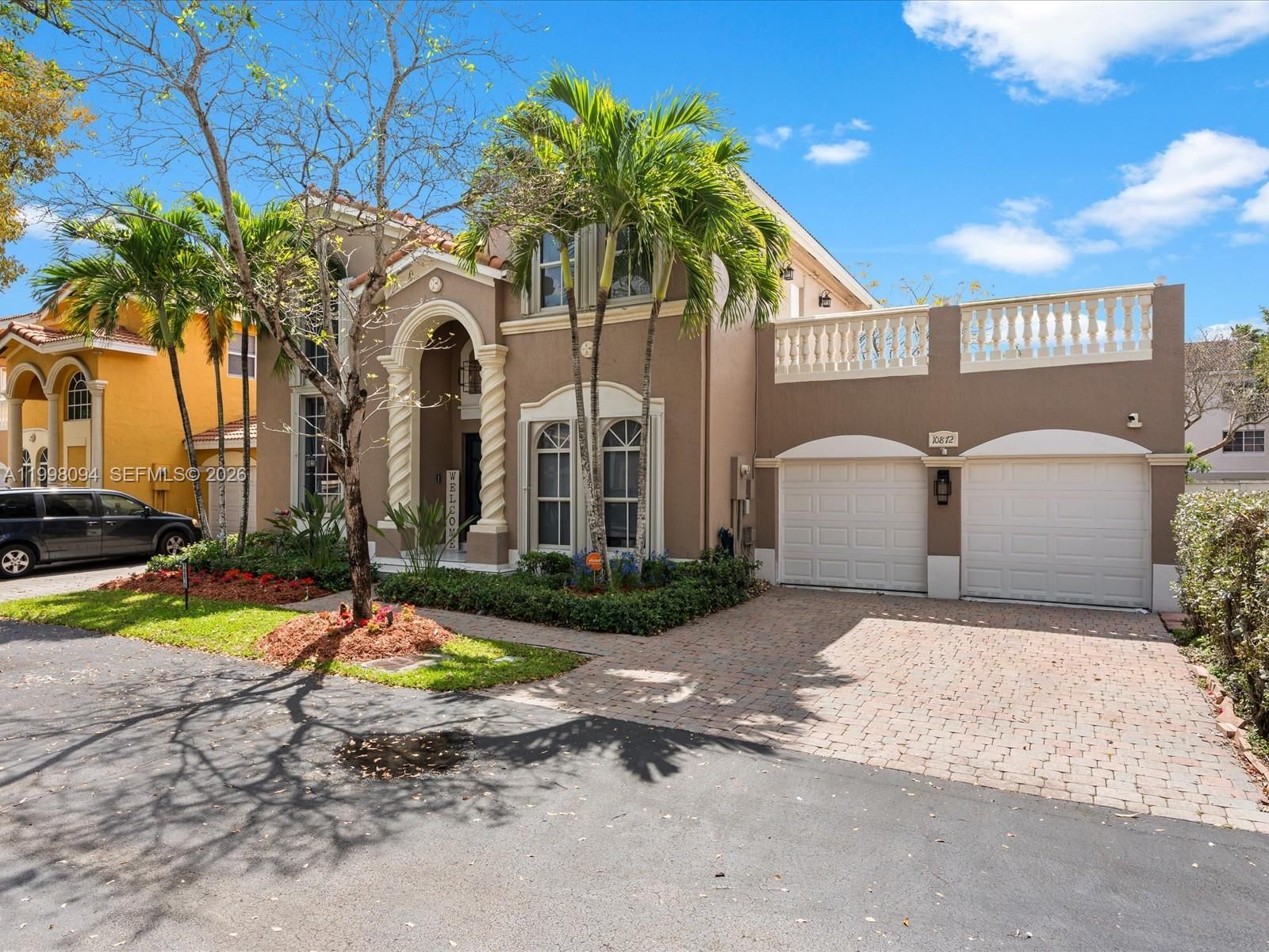 Real estate property located at 10872 51st Ln, Miami-dade, Piazza Vecchia, Doral, FL