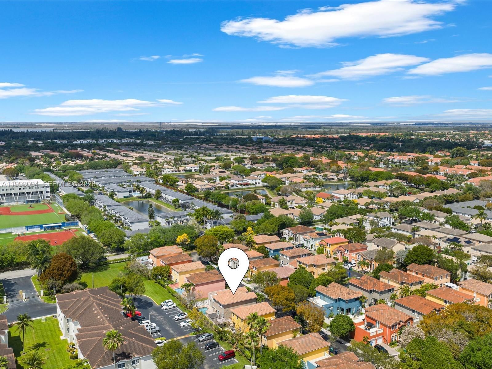 Real estate property located at 10872 51st Ln, Miami-dade, Piazza Vecchia, Doral, FL