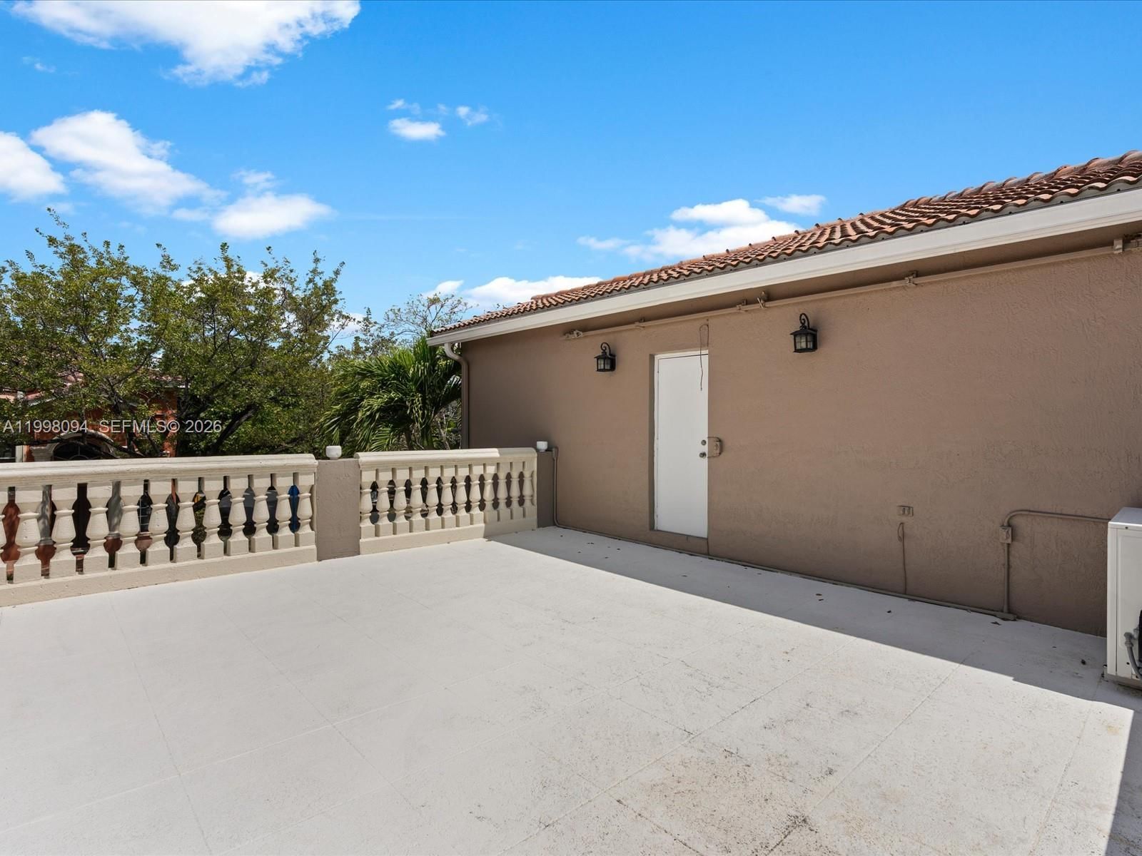 Real estate property located at 10872 51st Ln, Miami-dade, Piazza Vecchia, Doral, FL