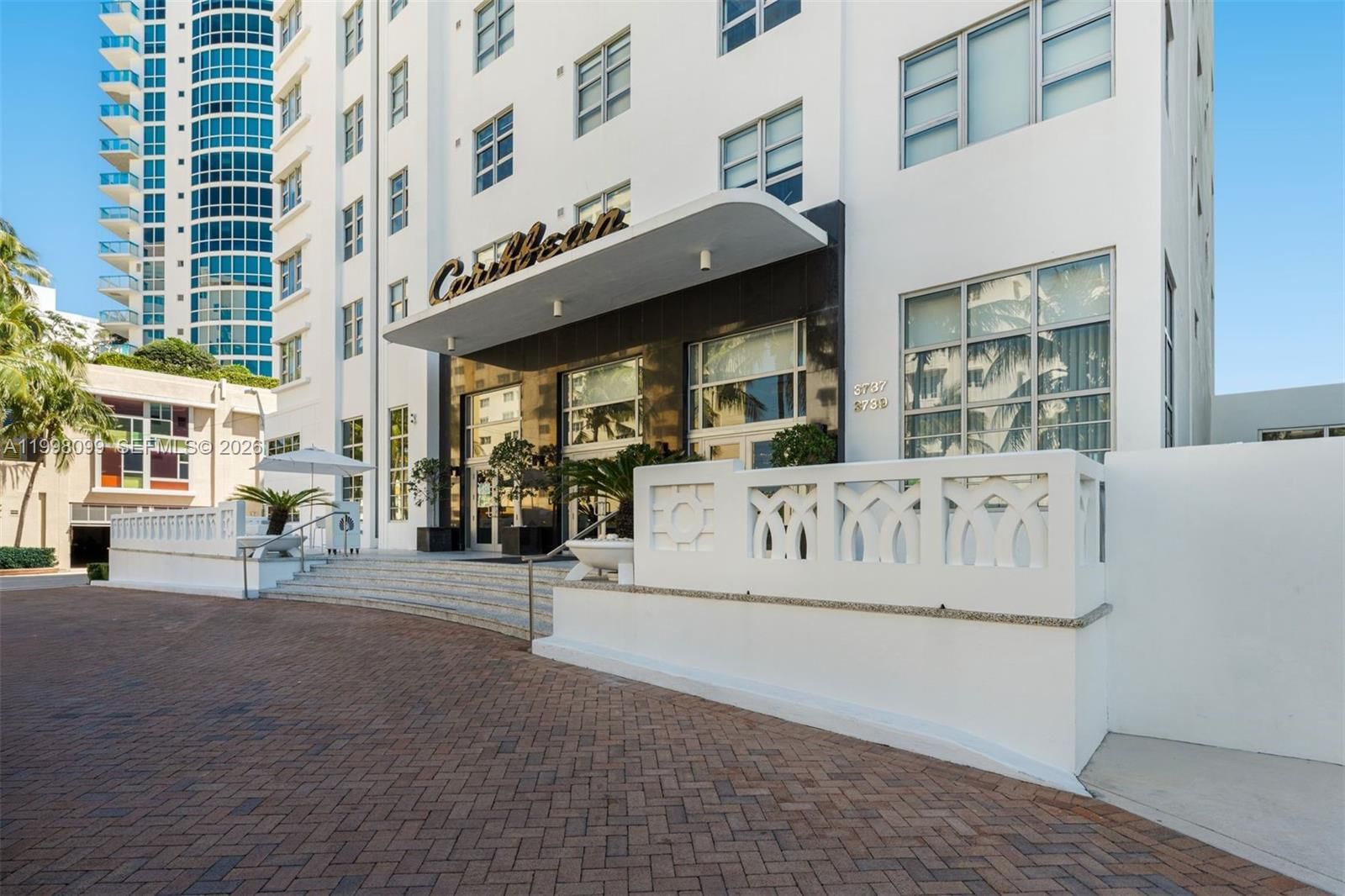 Real estate property located at 3739 Collins Avenue N-604, Miami-dade, The Caribbean, Miami Beach, FL