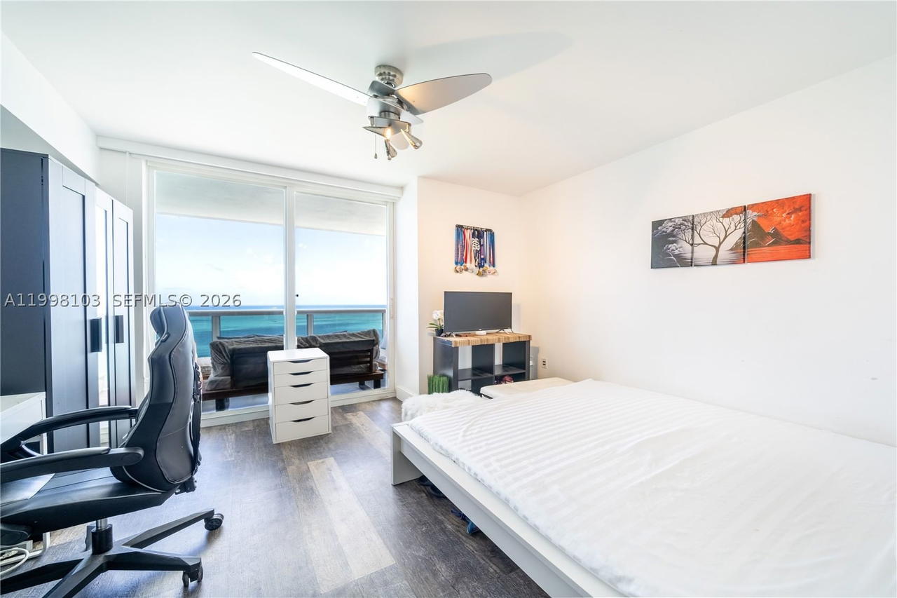 Real estate property located at 6301 Collins Ave #2802, Miami-dade, La Gorce Palace Condo, Miami Beach, FL