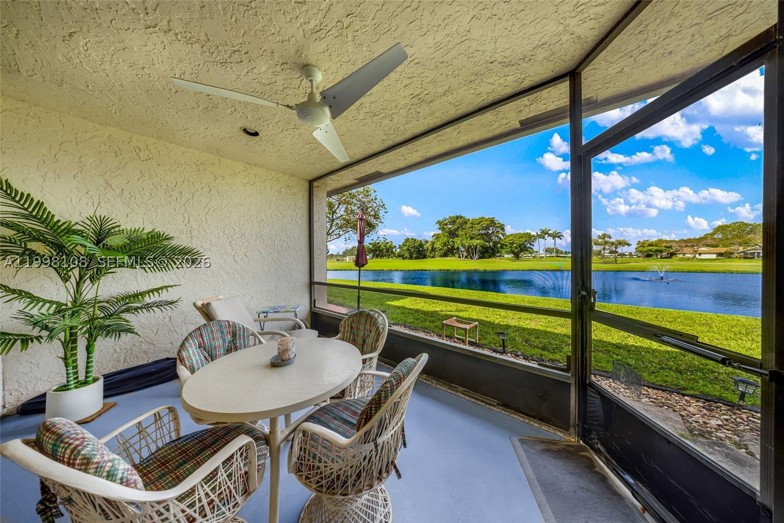Real estate property located at 5302 Fairway Woods Dr #4612, Palm Beach, Villas Of Boca Delray Cond, Delray Beach, FL