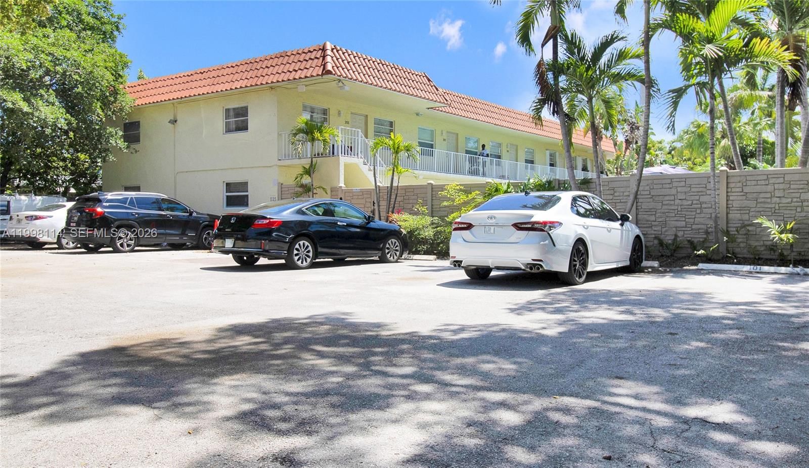 Real estate property located at , Broward, Tudor Manor Condo, Fort Lauderdale, FL