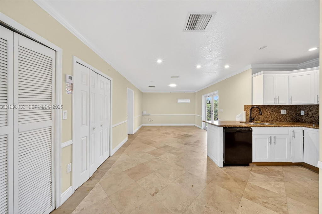 Real estate property located at 6881 27th St, Miami-dade, Artbilt Homes, Miami, FL