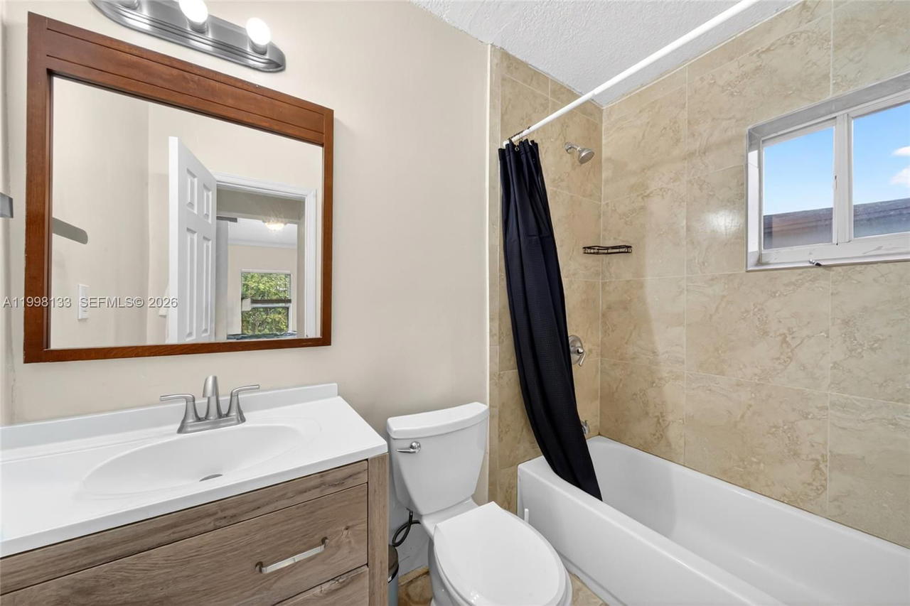 Real estate property located at 6881 27th St, Miami-dade, Artbilt Homes, Miami, FL