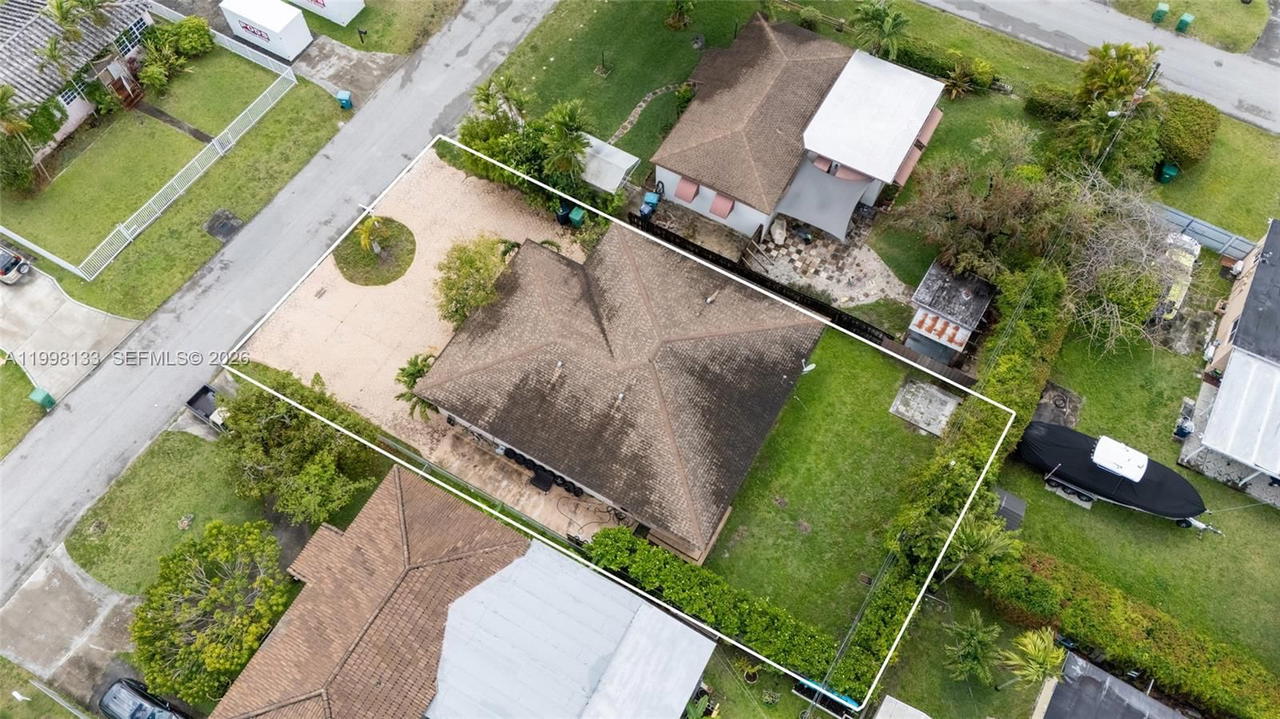 Real estate property located at 6881 27th St, Miami-dade, Artbilt Homes, Miami, FL