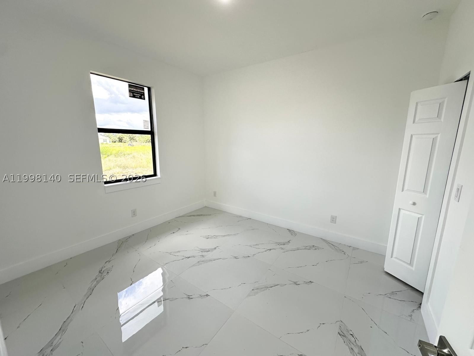 Real estate property located at 1051 Eisenhower BLVD, Lee, L3, Lehigh Acres, FL