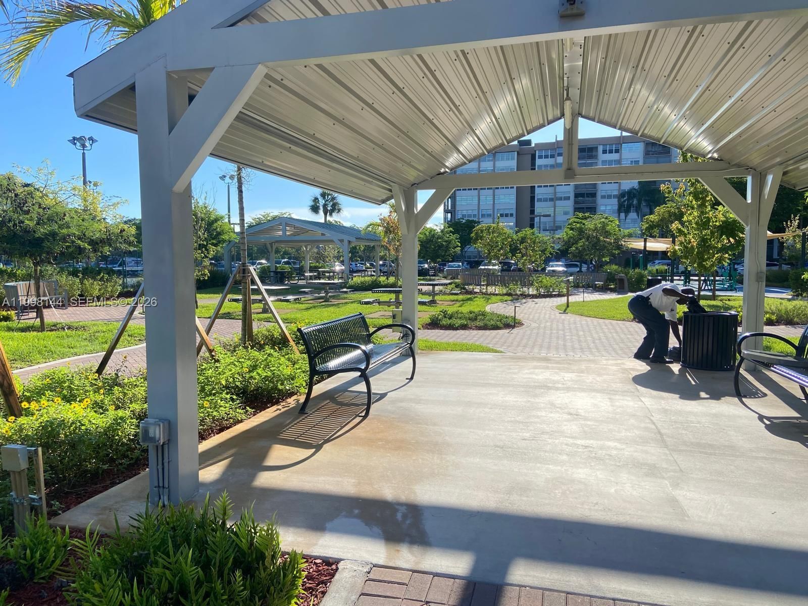 Real estate property located at 1200 Saint Charles Pl #321, Broward, Park Place Condominium No, Pembroke Pines, FL