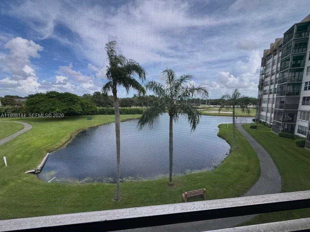 Real estate property located at 1200 Saint Charles Pl #321, Broward, Park Place Condominium No, Pembroke Pines, FL