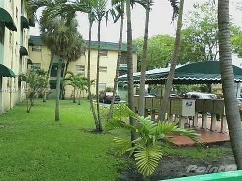 Real estate property located at 666 81st St #124, Miami-dade, Las Estrellas Condo, Hialeah, FL