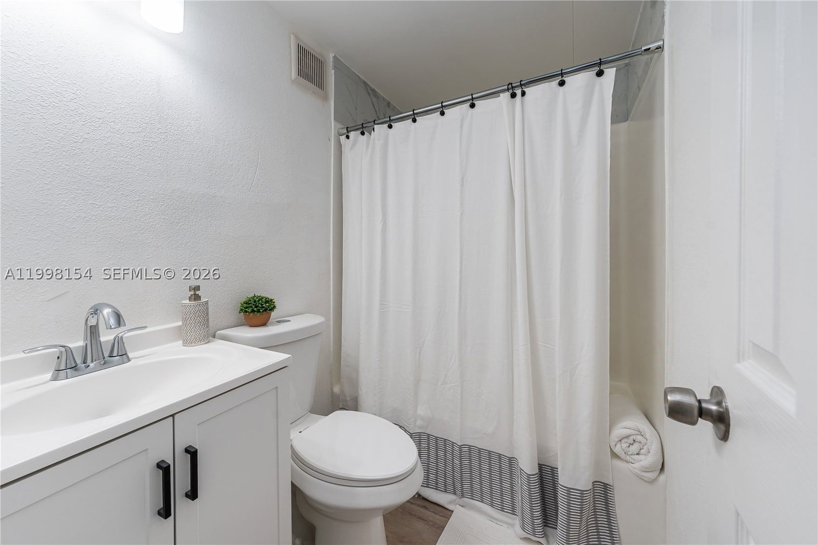 Real estate property located at 1164 45th Ave, Broward, Flair Sub No 3, Lauderhill, FL