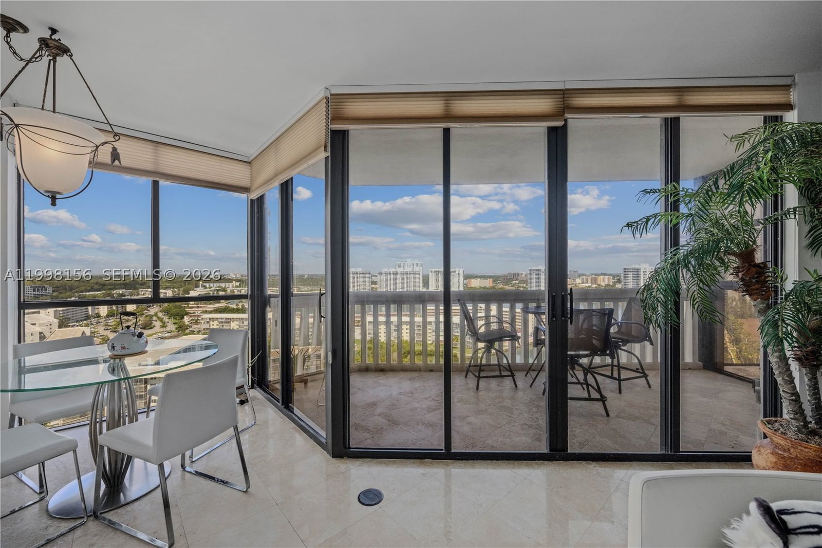 Real estate property located at 1000 Island Blvd #1910, Miami-dade, 1000 Isl Blvd Williams Is, Aventura, FL