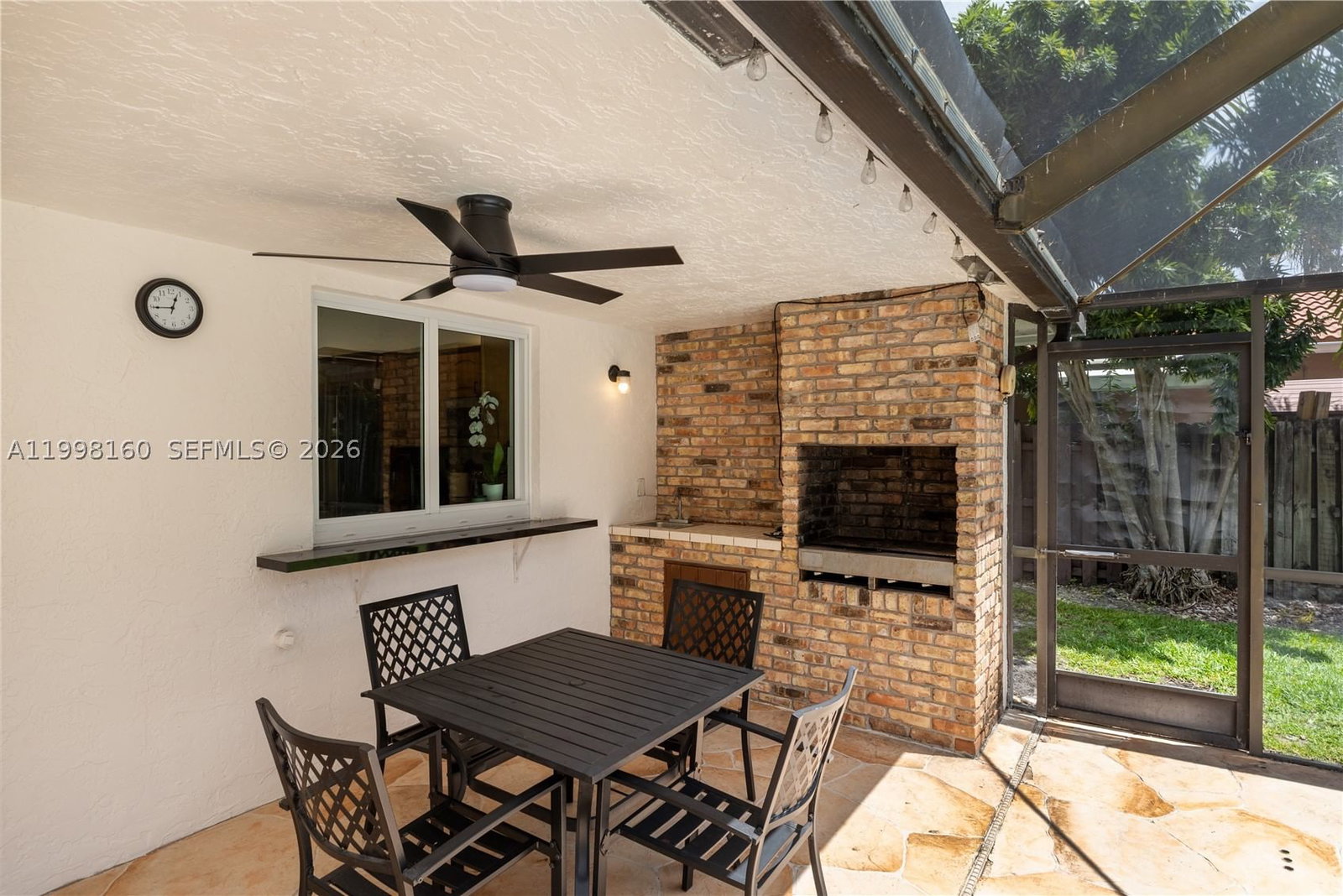 Real estate property located at 1261 95th Ave, Broward, Jacaranda Lakes Section S, Plantation, FL
