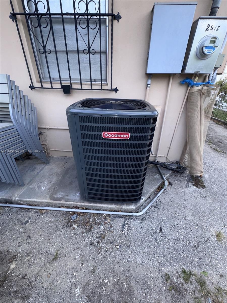 Real estate property located at 2416 12th St, Miami-dade, New Silver Crest, Miami, FL