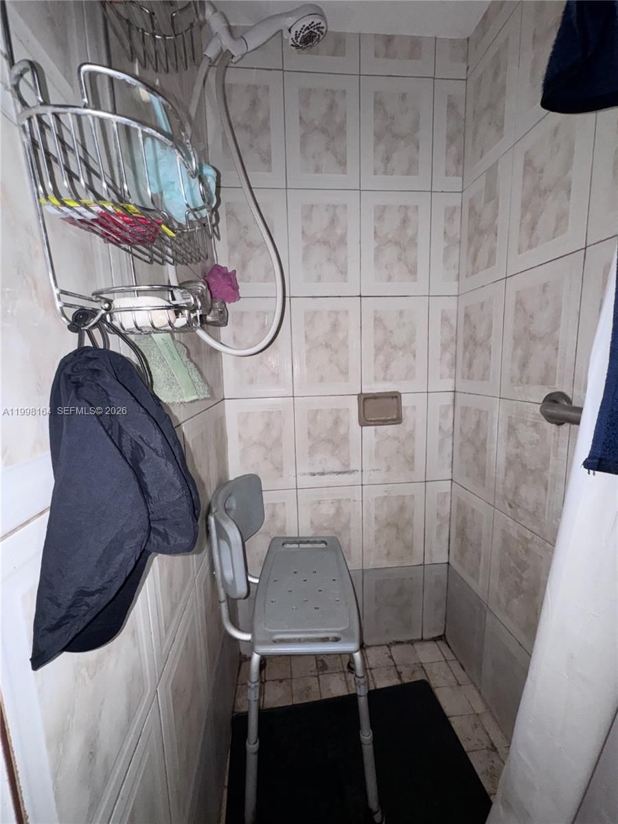 Real estate property located at 2416 12th St, Miami-dade, New Silver Crest, Miami, FL