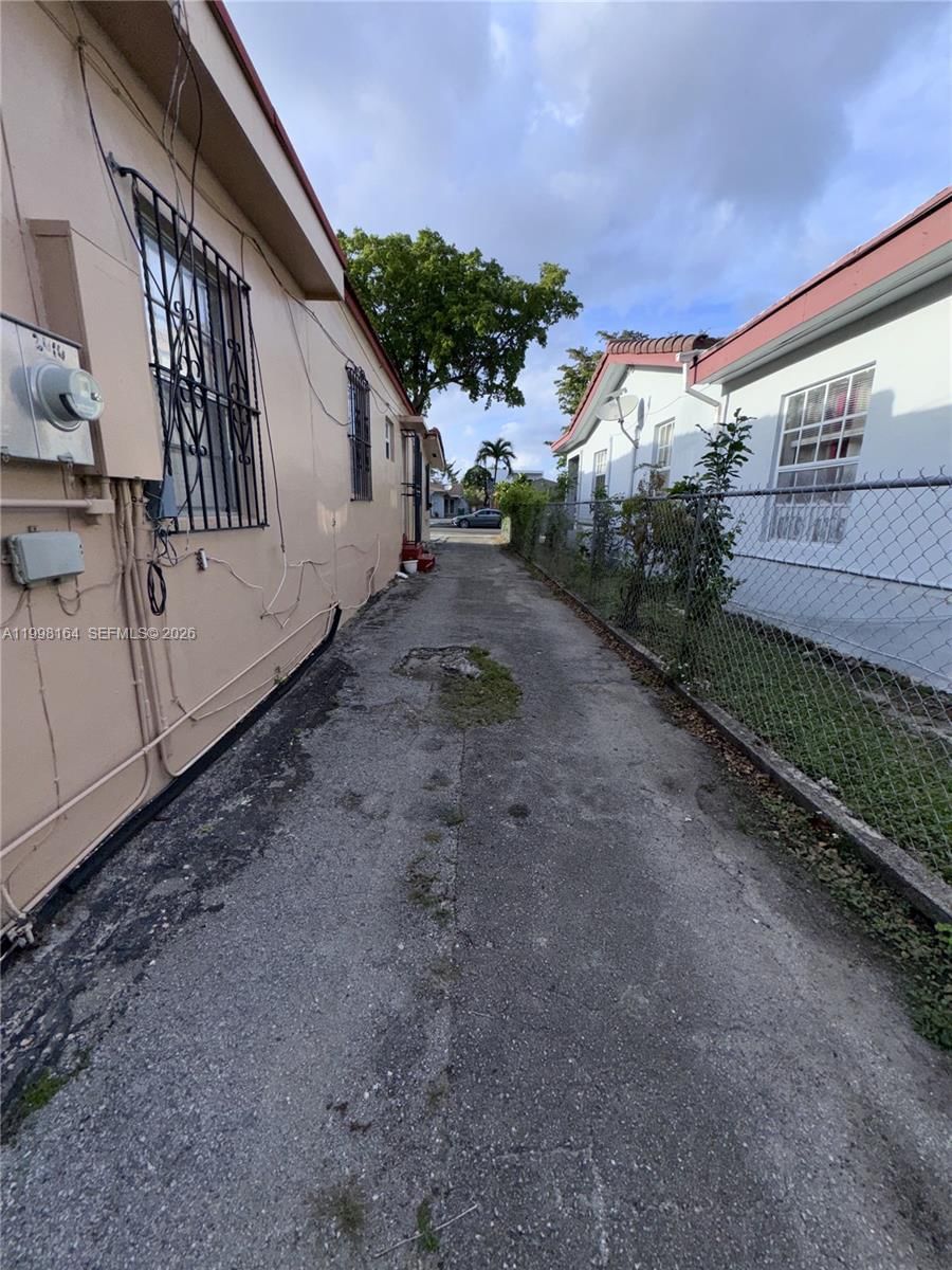 Real estate property located at 2416 12th St, Miami-dade, New Silver Crest, Miami, FL