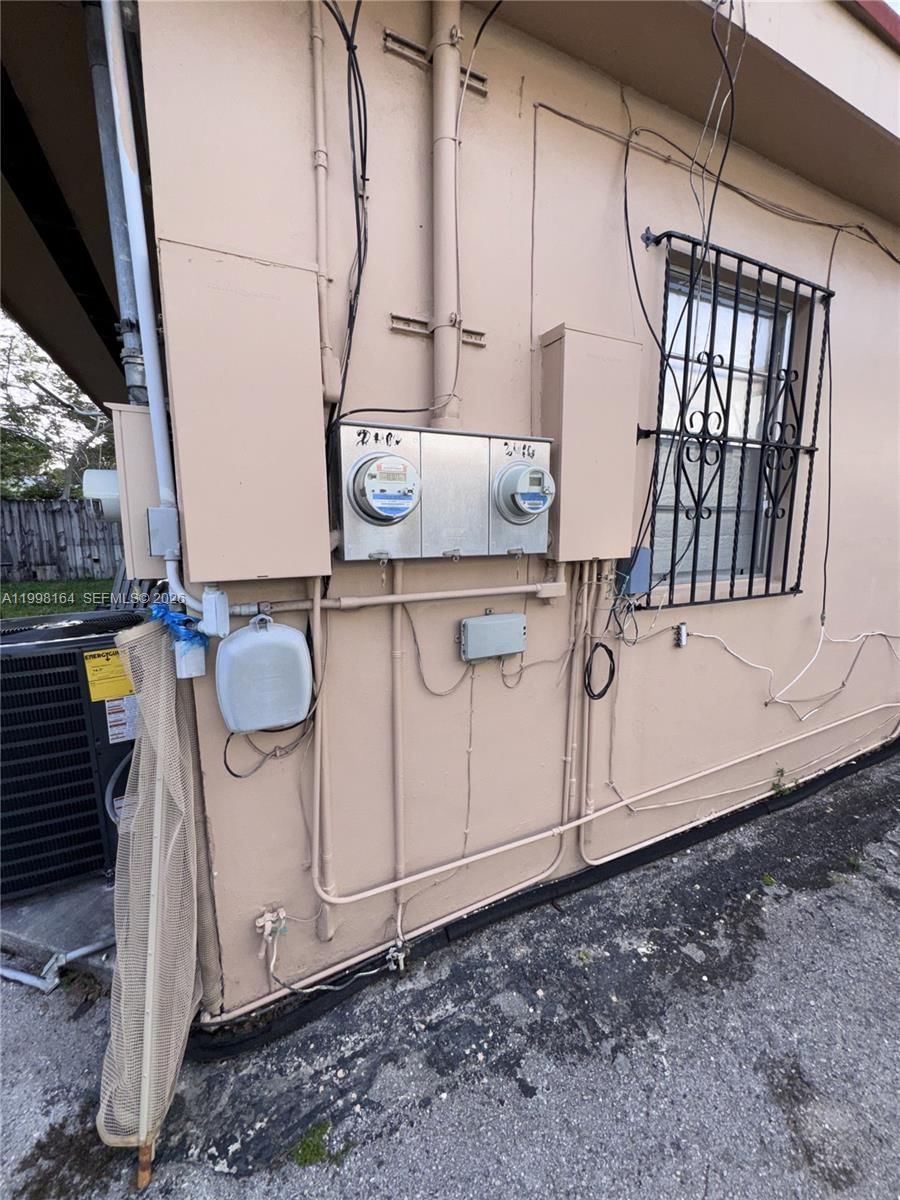 Real estate property located at 2416 12th St, Miami-dade, New Silver Crest, Miami, FL