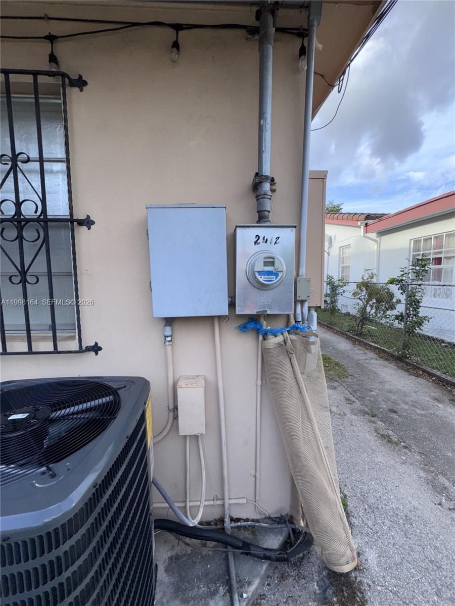 Real estate property located at 2416 12th St, Miami-dade, New Silver Crest, Miami, FL