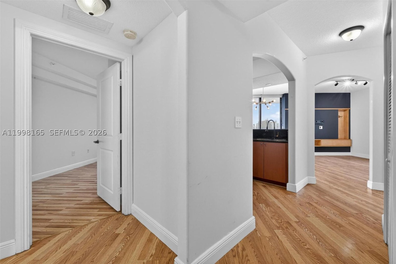 Real estate property located at 2301 27th Ave #906, Miami-dade, The Luxor Residences Cond, Miami, FL