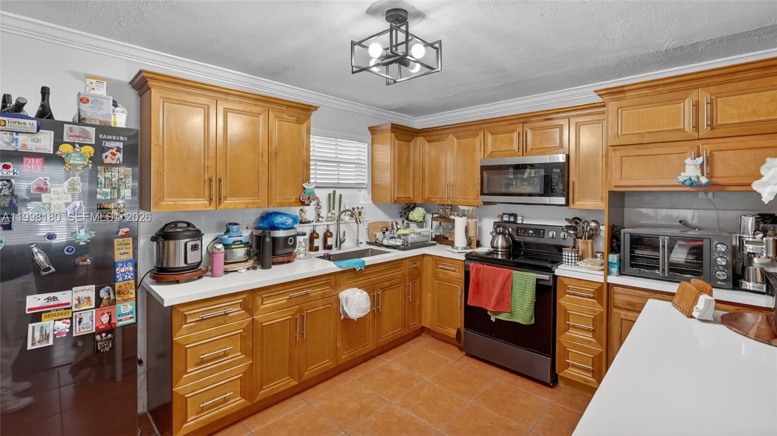 Real estate property located at 10420 35th Pl, Miami-dade, Acme Gulfair 3rd Addn .17, Miami, FL