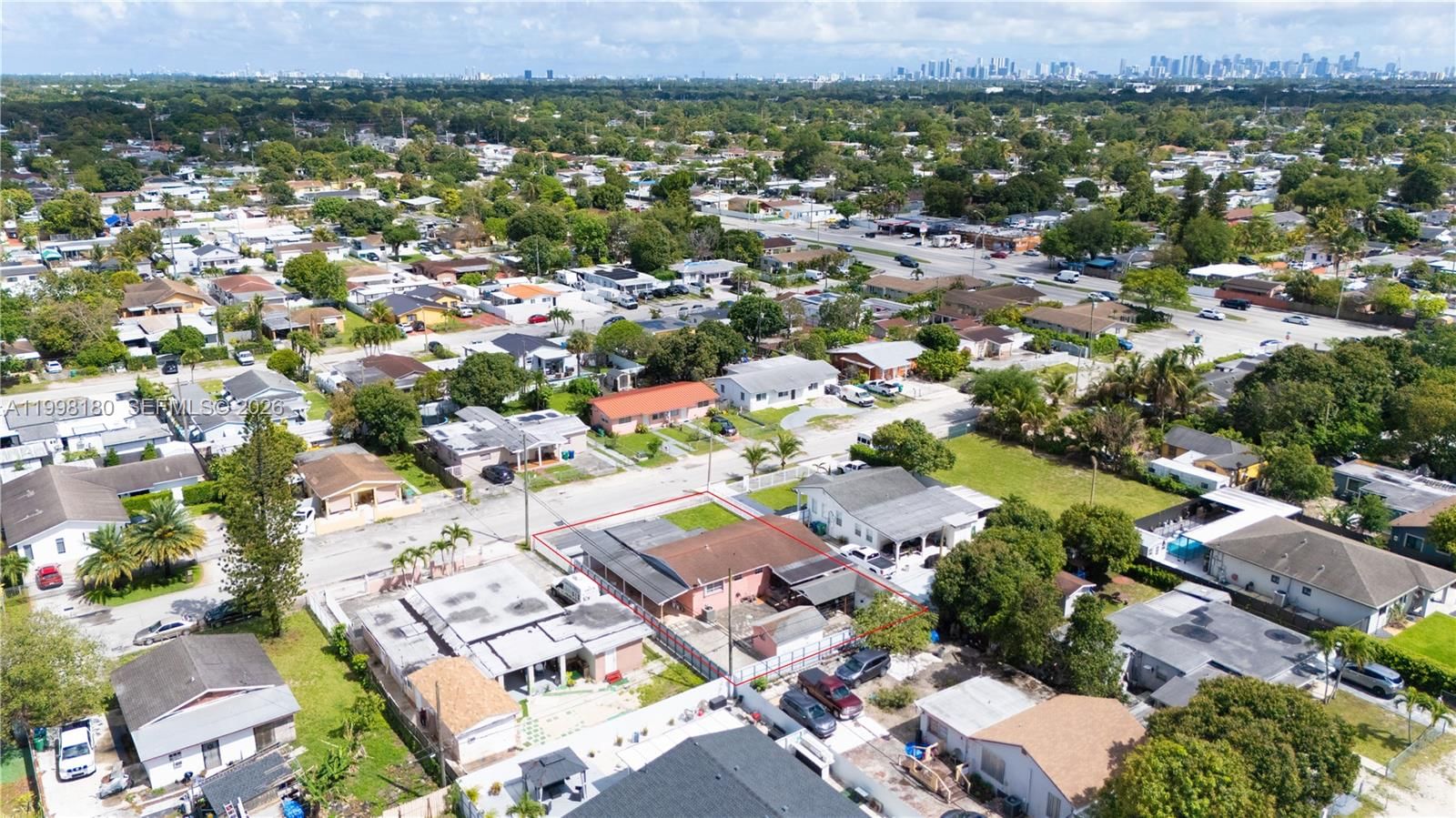 Real estate property located at 10420 35th Pl, Miami-dade, Acme Gulfair 3rd Addn .17, Miami, FL