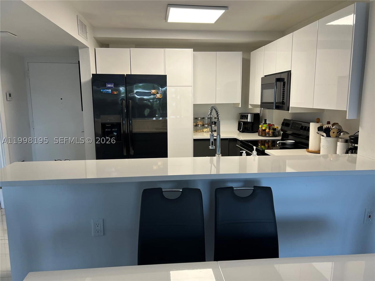 Real estate property located at 6545 Indian Creek Dr #506, Miami-dade, Clinton Condo, Miami Beach, FL