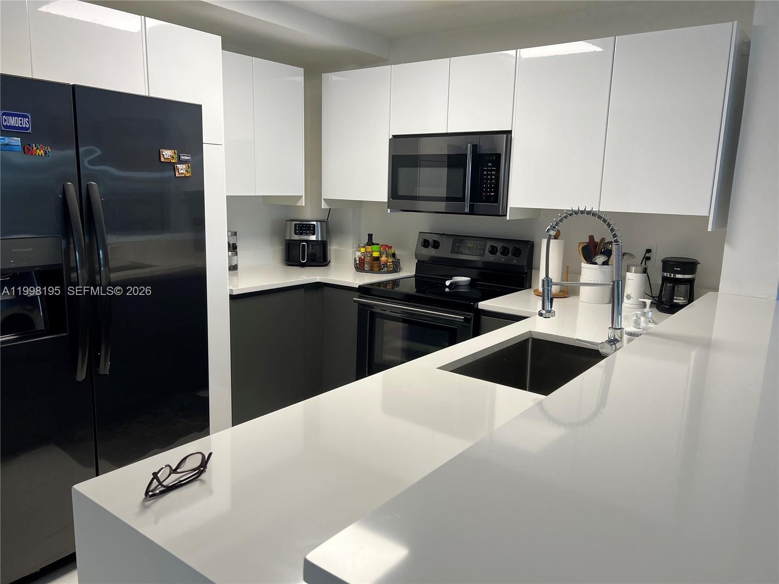 Real estate property located at 6545 Indian Creek Dr #506, Miami-dade, Clinton Condo, Miami Beach, FL