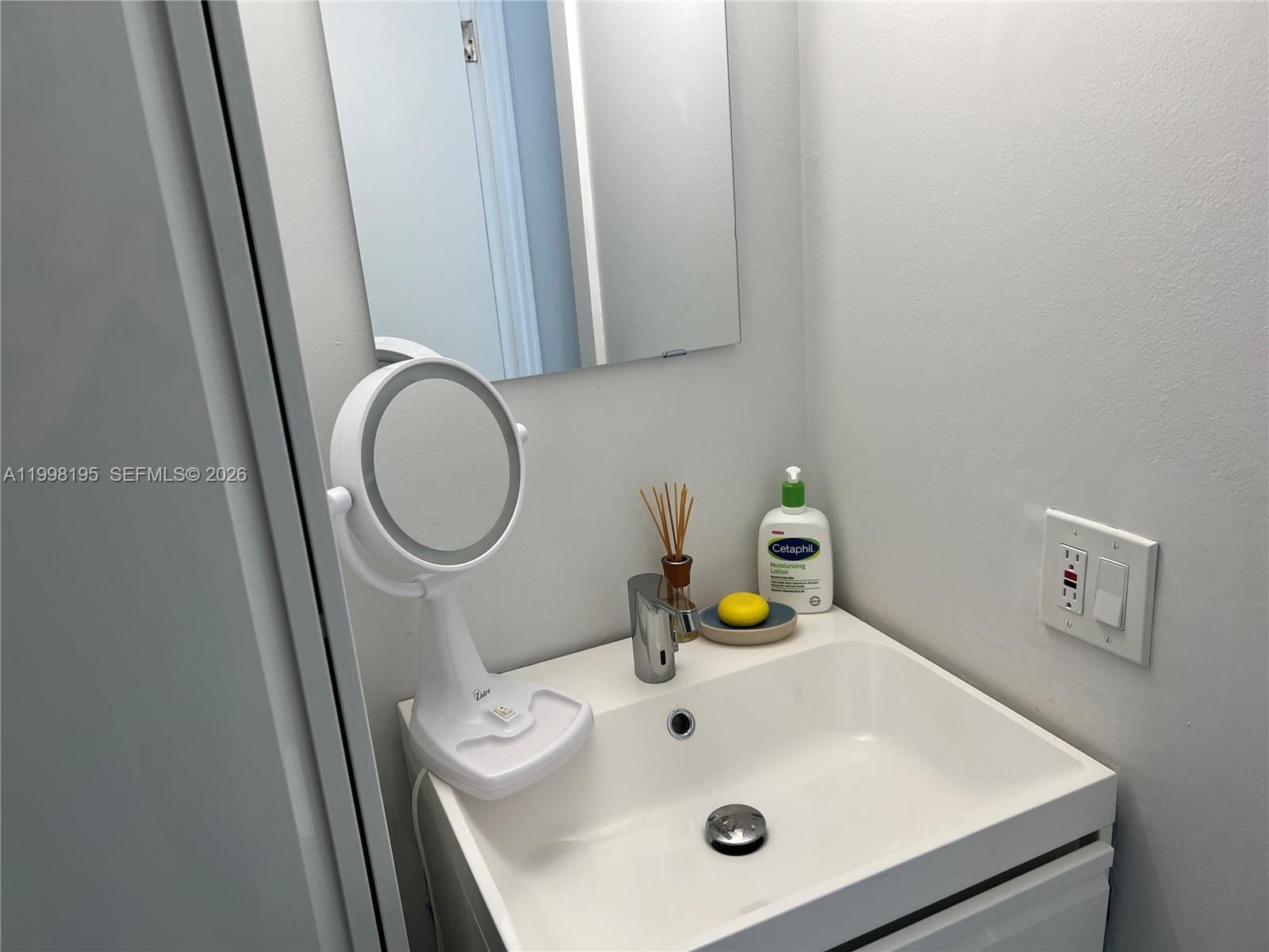 Real estate property located at 6545 Indian Creek Dr #506, Miami-dade, Clinton Condo, Miami Beach, FL