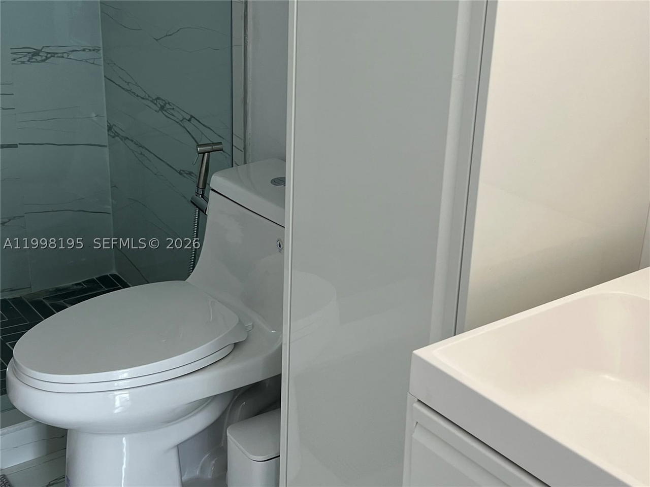 Real estate property located at 6545 Indian Creek Dr #506, Miami-dade, Clinton Condo, Miami Beach, FL