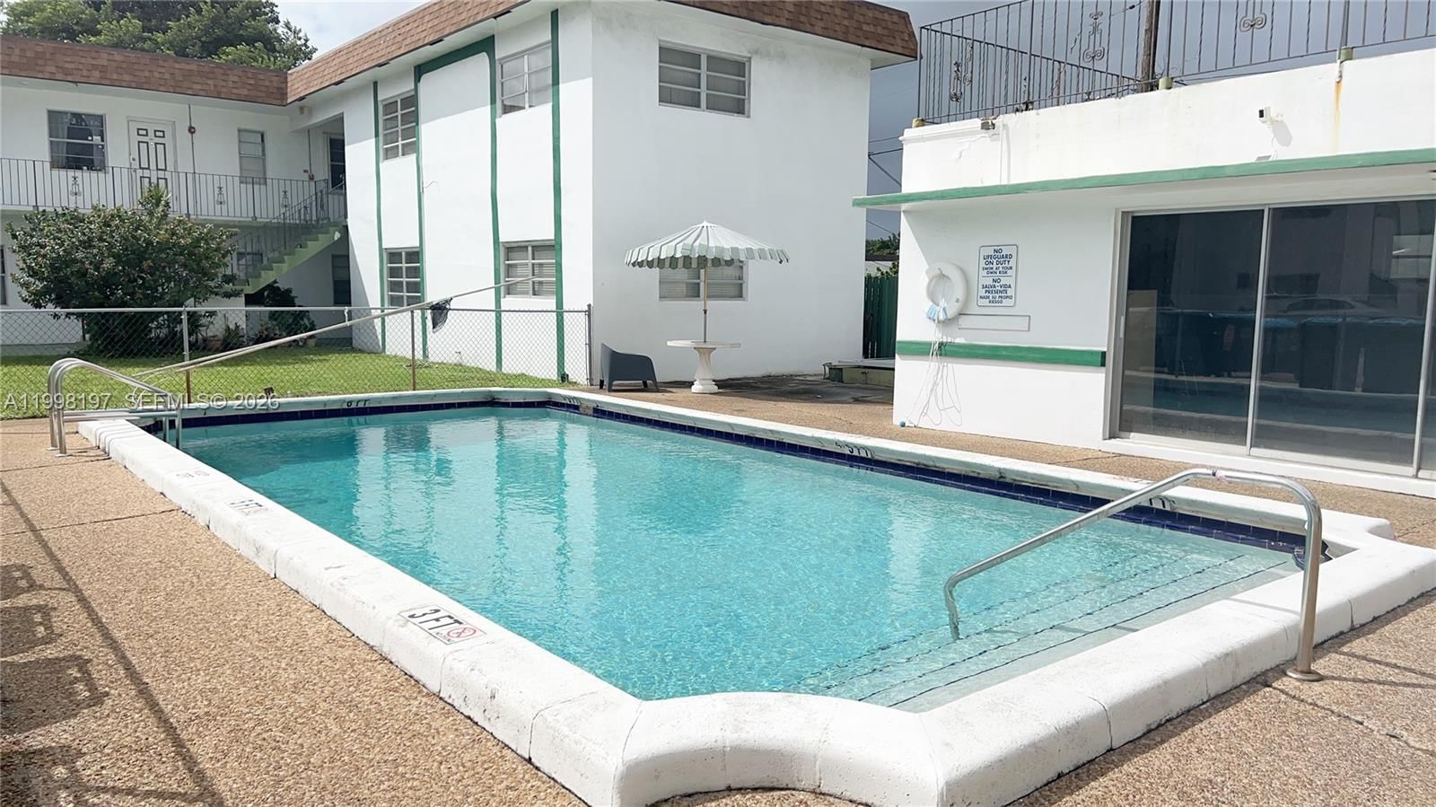 Real estate property located at 2225 Polk St #6B, Broward, Cypress Gardens Condomini, Hollywood, FL