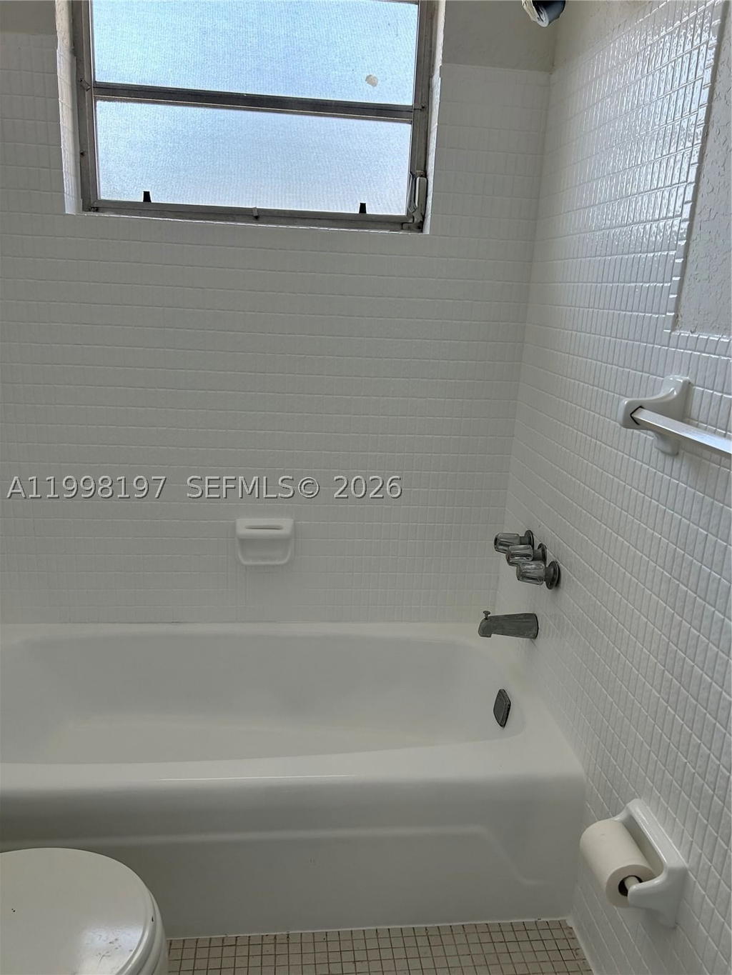 Real estate property located at 2225 Polk St #6B, Broward, Cypress Gardens Condomini, Hollywood, FL