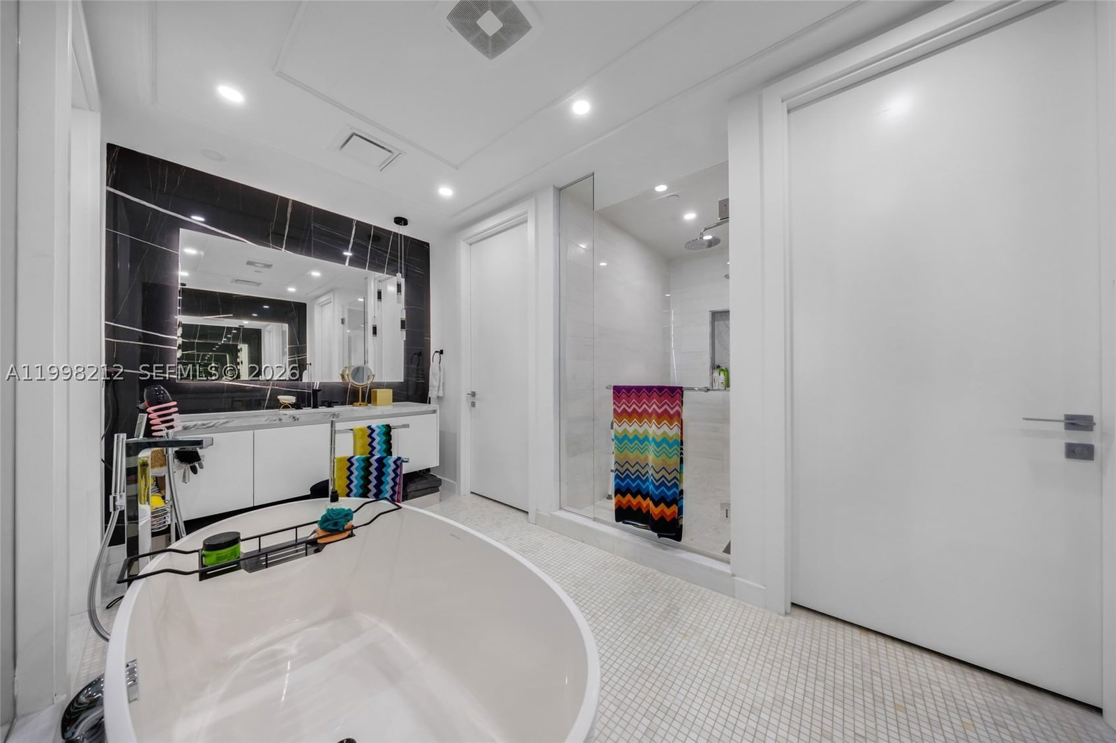 Real estate property located at 700 26th Ter #2202, Miami-dade, Escottonia Park, Miami, FL