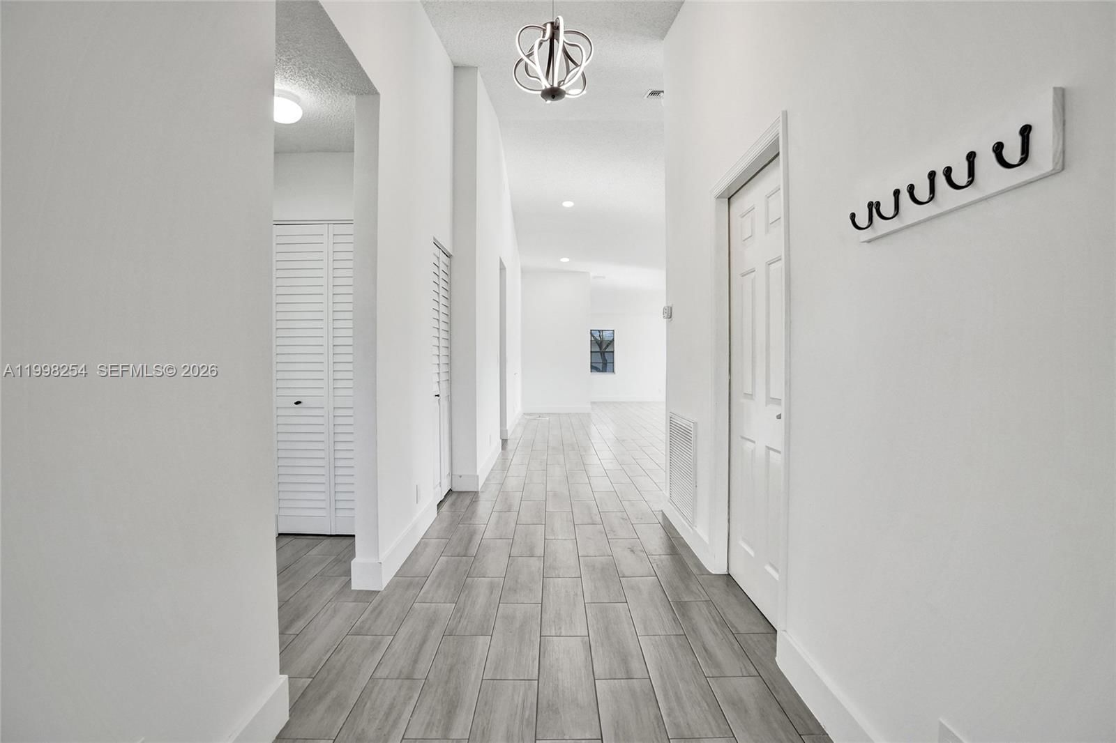 Real estate property located at 5287 Tiffany Anne Cir, Palm Beach, Cypress Lakes 10, West Palm Beach, FL