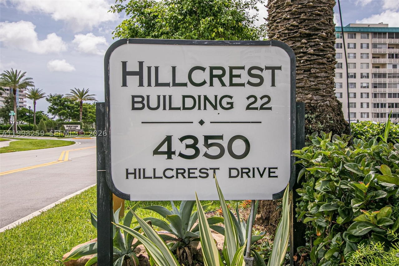 Real estate property located at 4350 Hillcrest Dr #303, Broward, Hillcrest East No 22 Cond, Hollywood, FL