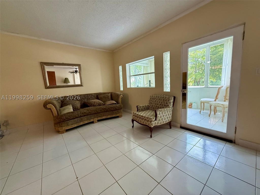 Real estate property located at 4350 Hillcrest Dr #303, Broward, Hillcrest East No 22 Cond, Hollywood, FL
