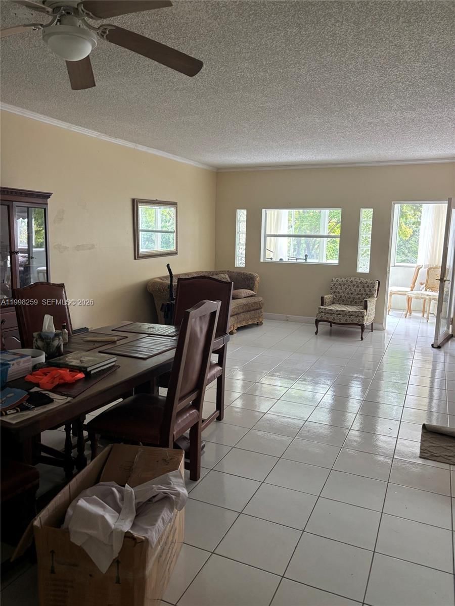 Real estate property located at 4350 Hillcrest Dr #303, Broward, Hillcrest East No 22 Cond, Hollywood, FL