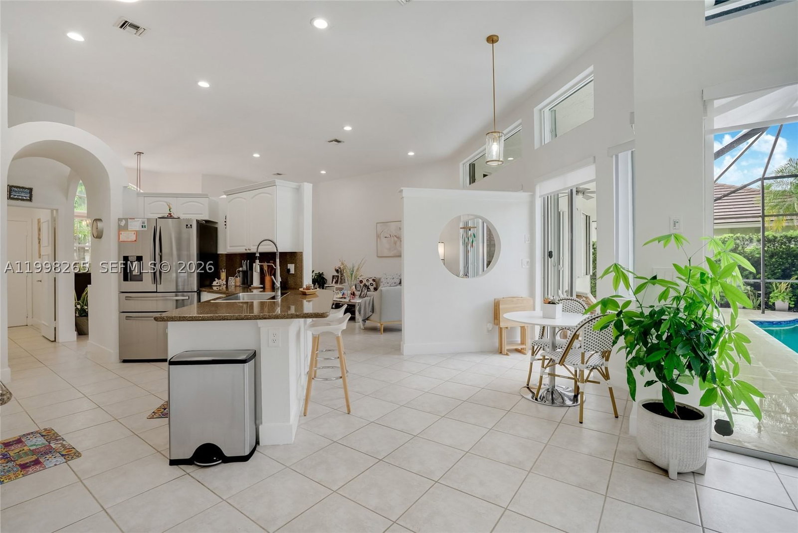 Real estate property located at 3085 Lakewood Cir, Broward, Sector 7 South -, Weston, FL