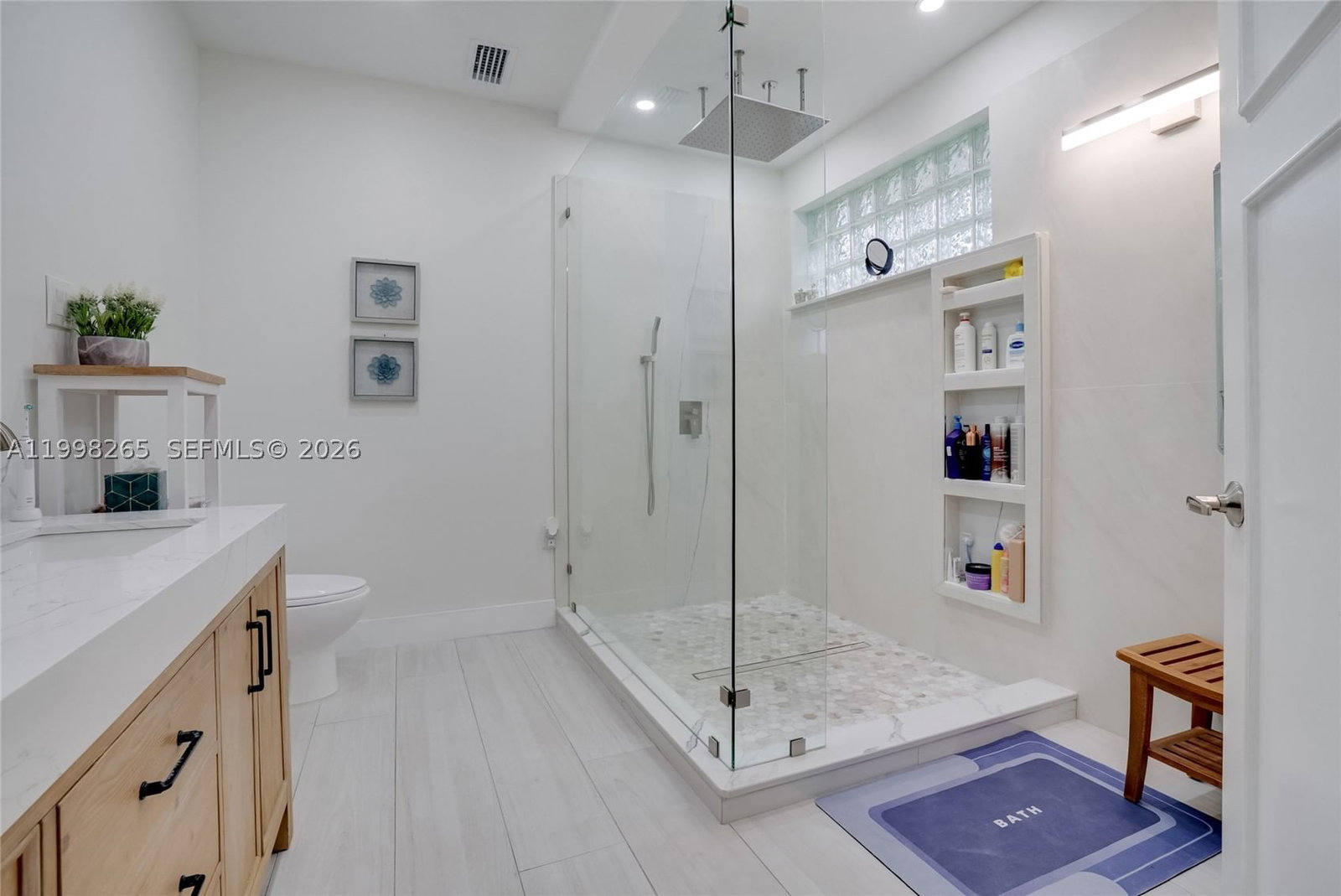 Real estate property located at 3085 Lakewood Cir, Broward, Sector 7 South -, Weston, FL